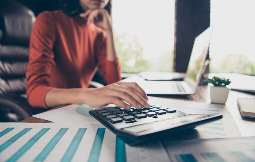 Razlika med davkom na dobiček in kapitalskim dobičkom